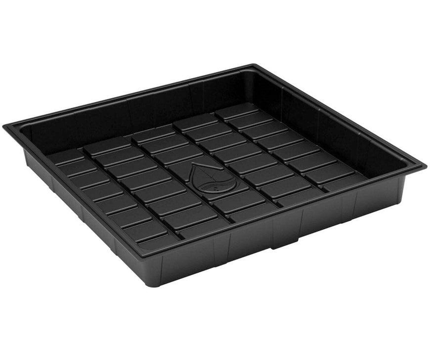 Botanicare Core ID Tray (4 × 4 ft) shown with 48″ × 48″ inside dimensions and 60-gallon volume, designed for complete saturation and easy drainage in indoor gardens.
