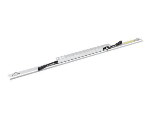 Grand Master LEDs Tarantula 730nm Booster Bar with cables, showcasing compact design for flowering enhancement.