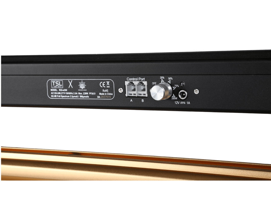 Close-up of Grower’s Choice ROI-E200 LED light dimmer control and ports, featuring adjustable output and RJ ports.