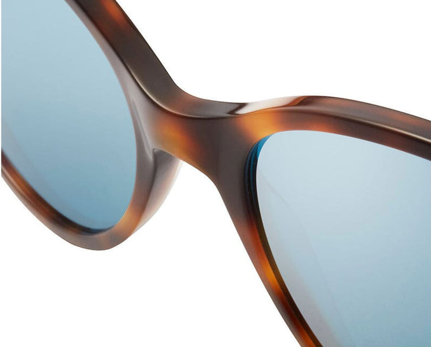 Side-close angle of frame construction with smooth finish and curve.