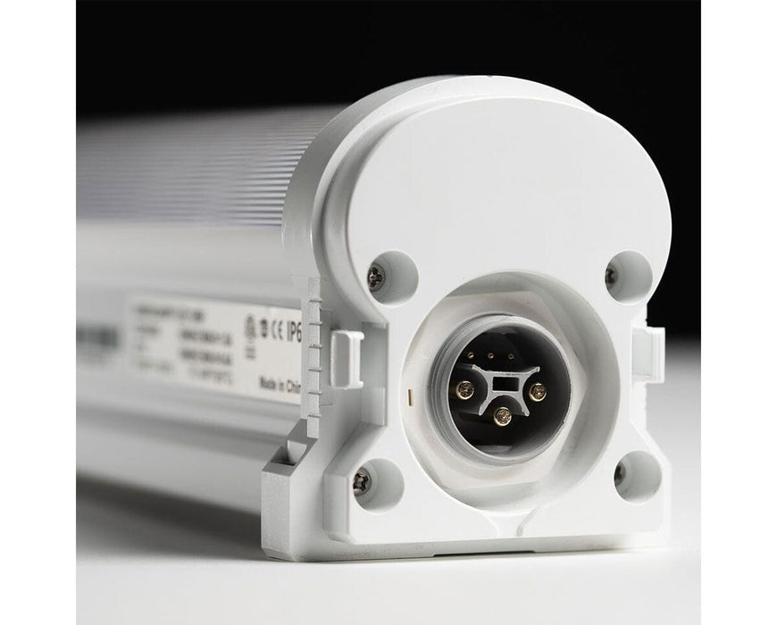 Detail of Chroma light power connector with 5-pin port on white housing, labeled IP66.