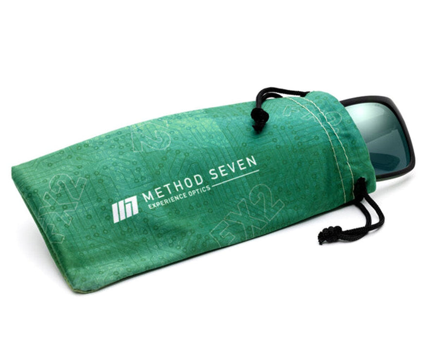 Method Seven Evolution FX2 glasses with green protective storage pouch and cleaning cloth included.