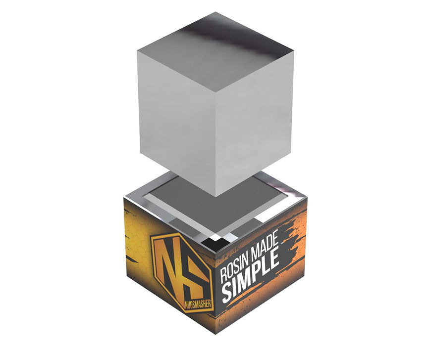 3D exploded perspective showing male and female mold components aligned above each other.